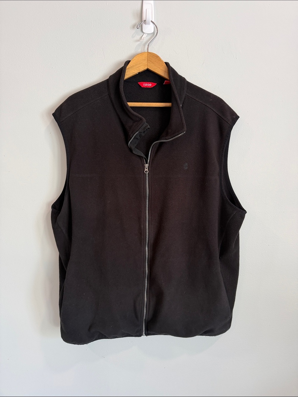 Izod Black Men's Full-Zip Fleece Vest‎
